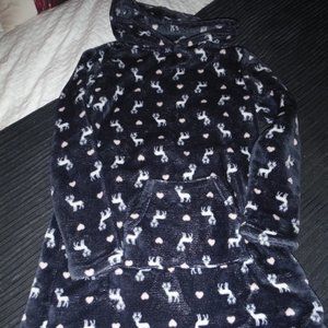 ✅3/40$ Plush nighshirt with hood